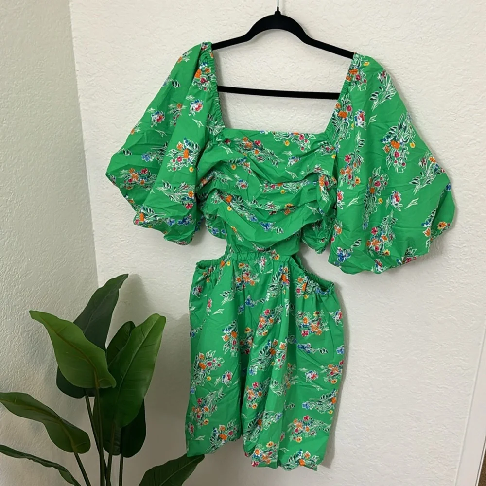 A New Day Cut Out Floral Dress - Picture 5 of 5
